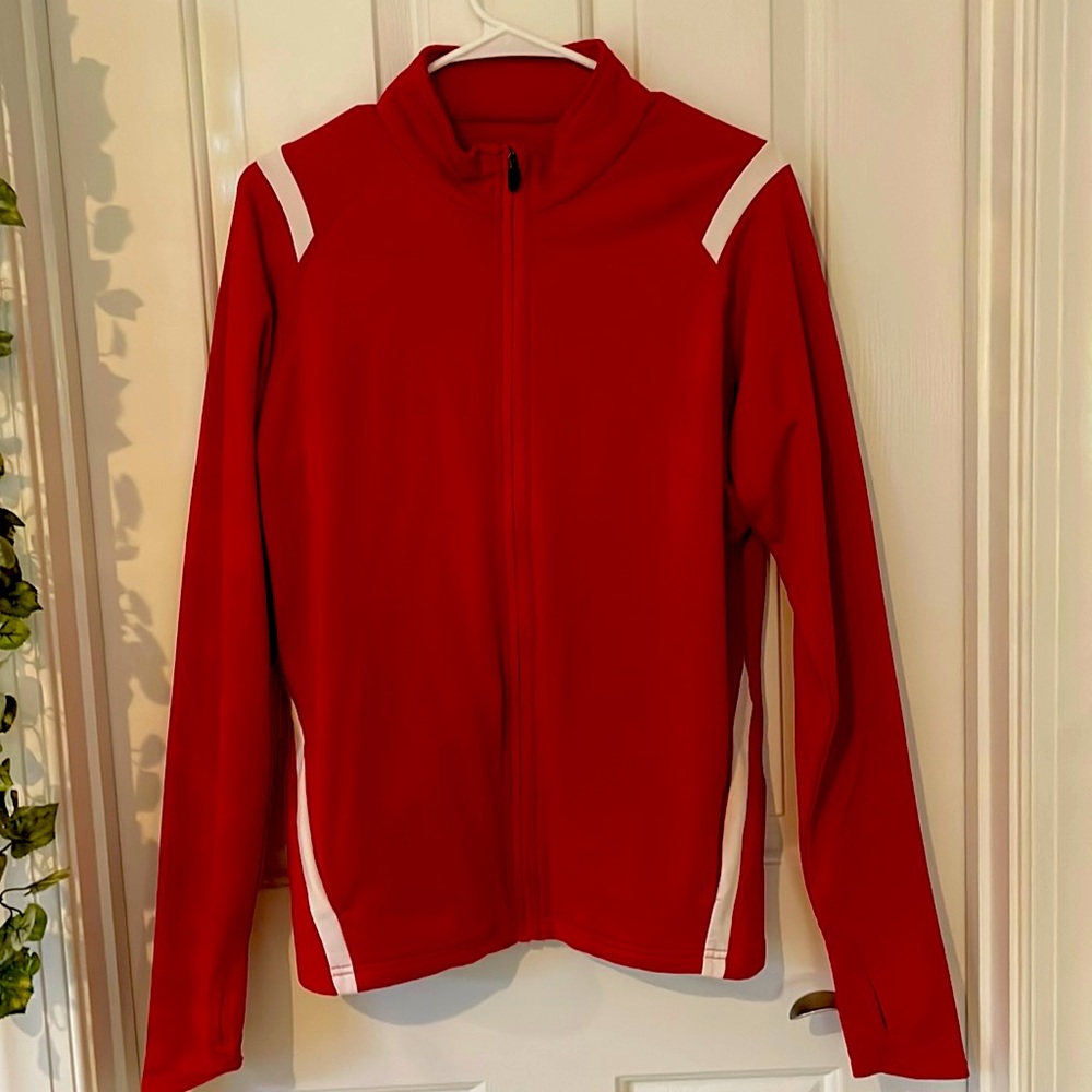 Red/white Augusta sports top- XL With Pockets and thumb holds